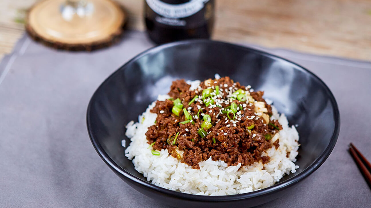 Ragacsos, fűszeres darált marha rizzsel